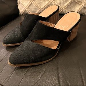 Black mules